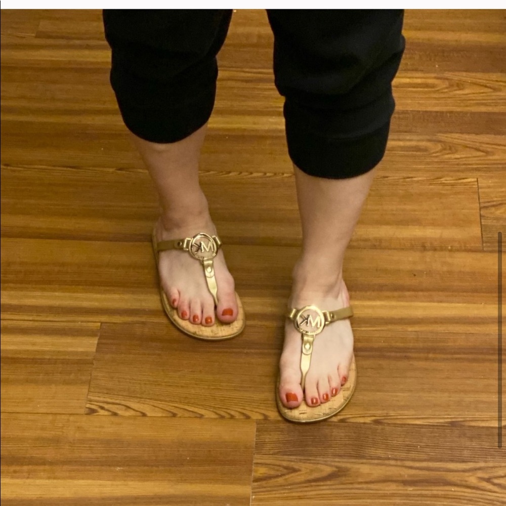 Michael Kors Slides Sandals / Flip Flops. Size 6 - image 7